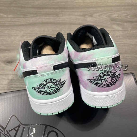 Air Jordan 1 Low Green Cloud🪸 - Picture 10 of 10